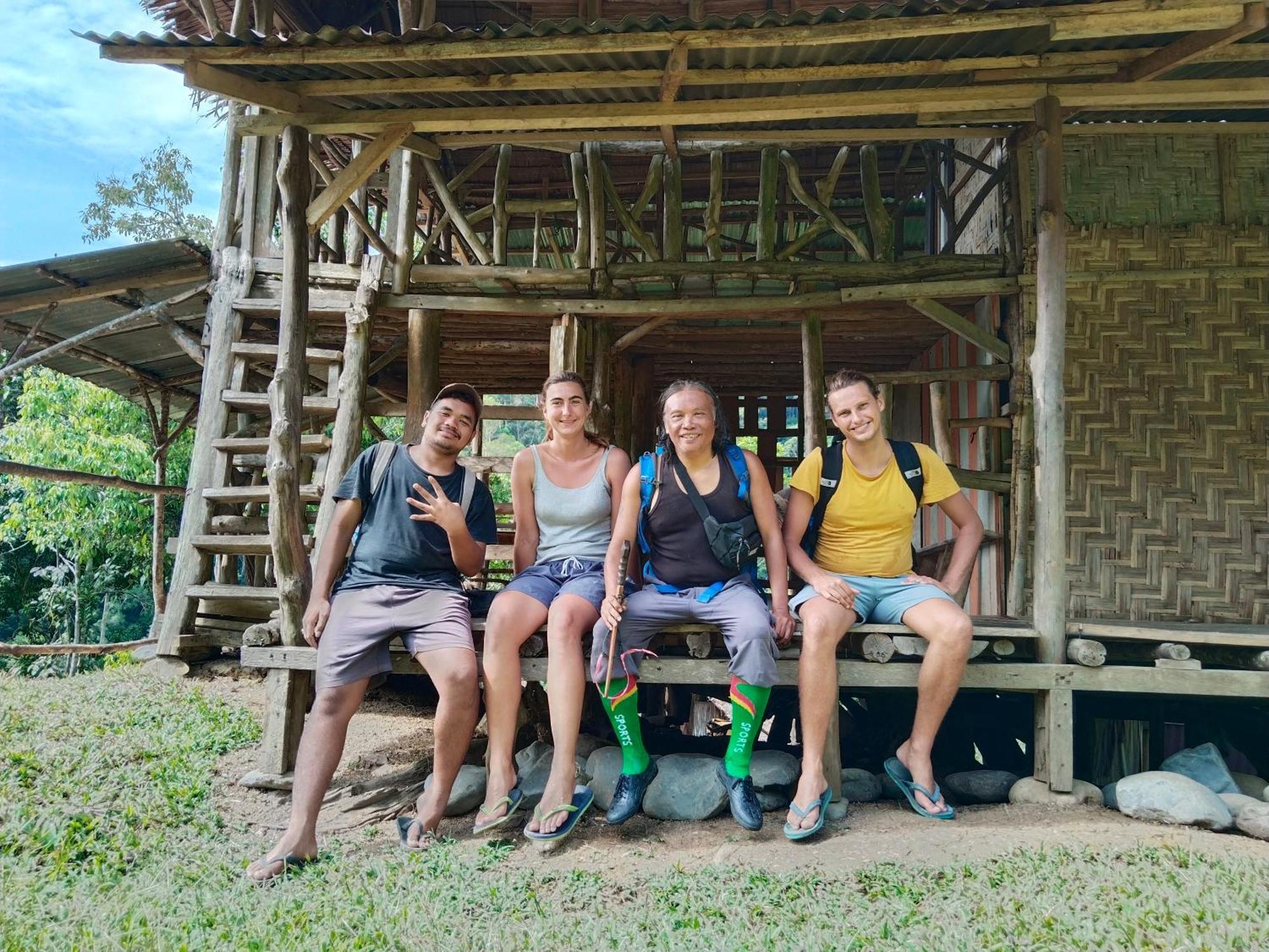 Jhony'S Backpacker-Guest House Only Stay Here Book Treking With Us Bukit Lawang Exteriör bild