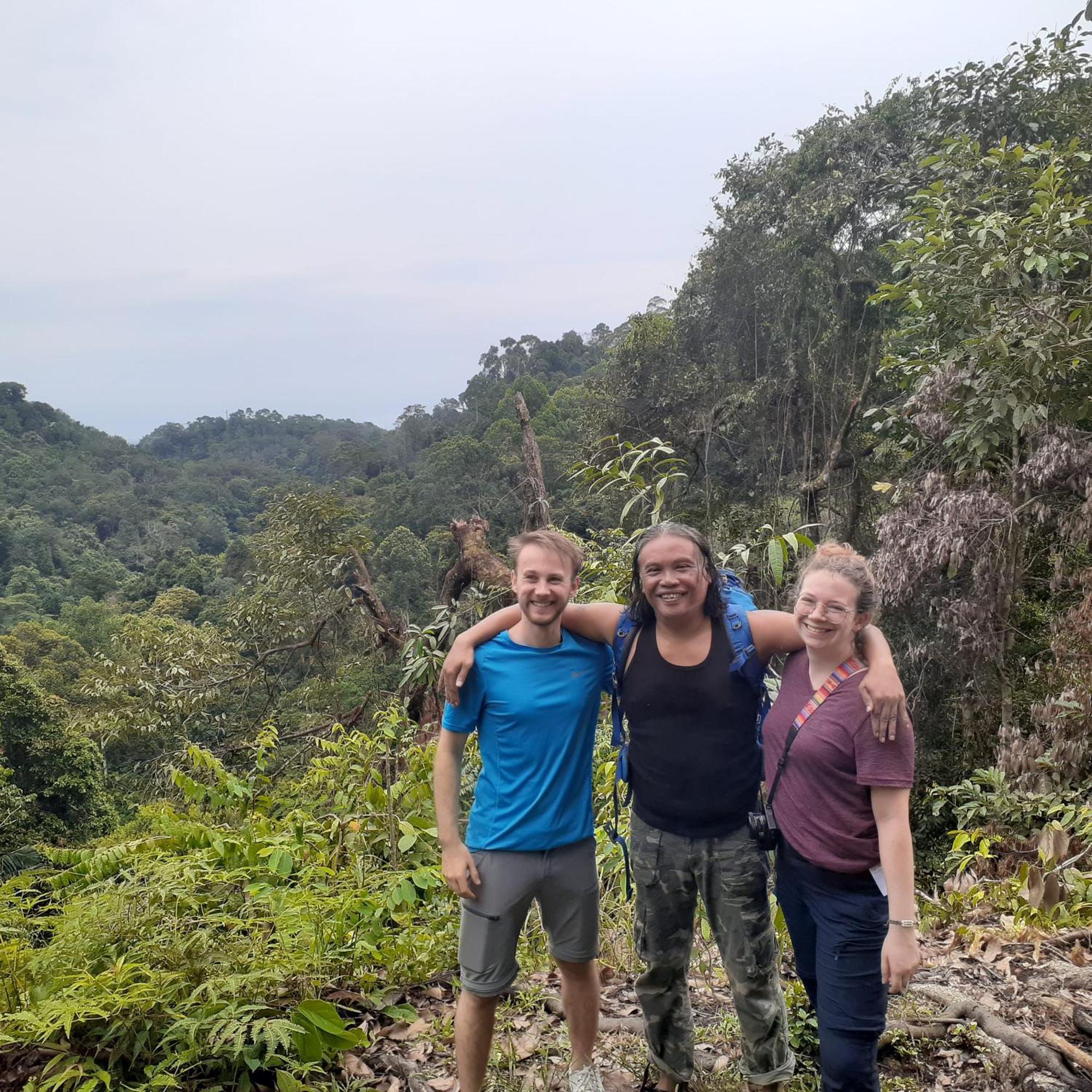 Jhony'S Backpacker-Guest House Only Stay Here Book Treking With Us Bukit Lawang Exteriör bild