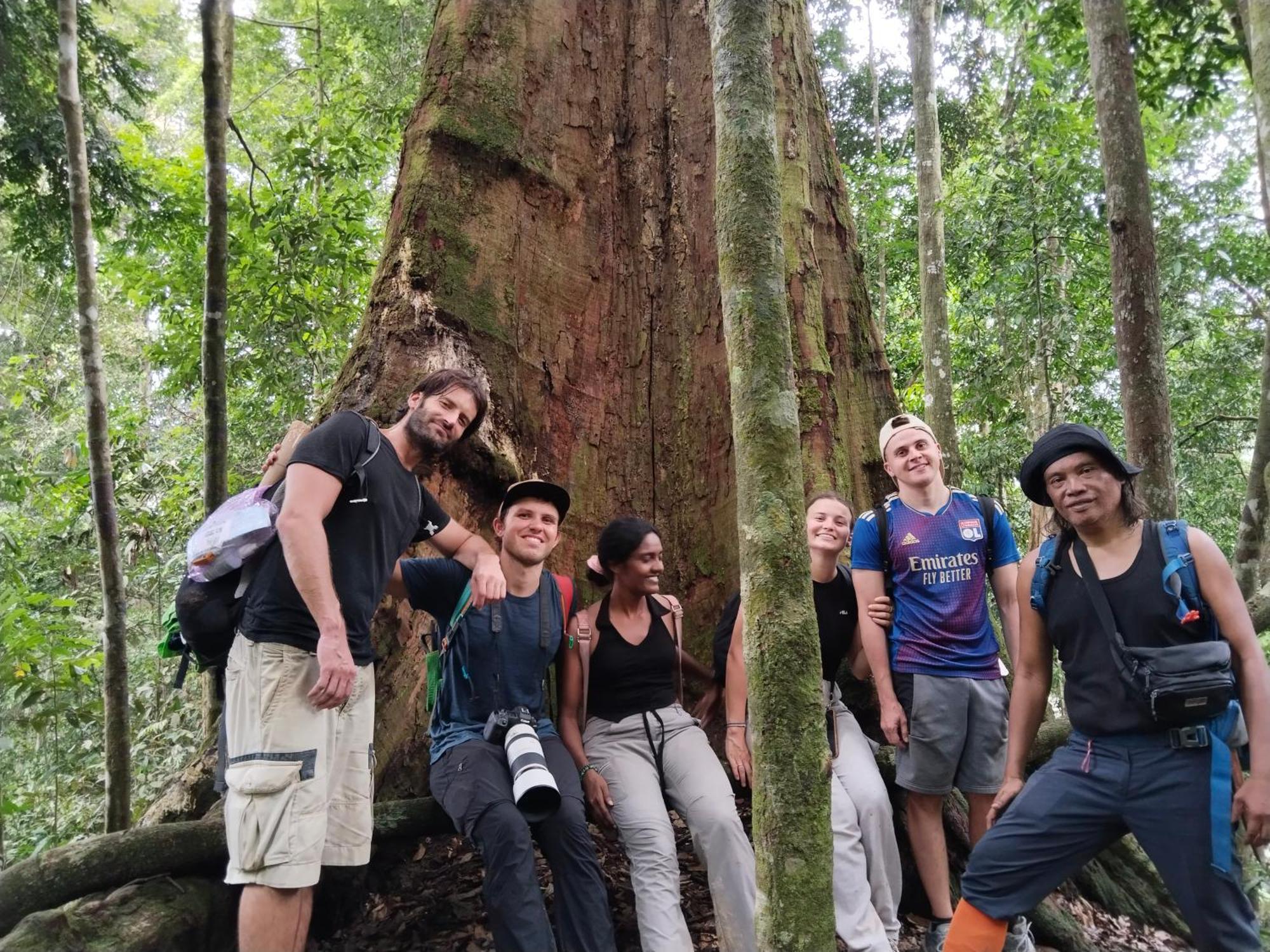 Jhony'S Backpacker-Guest House Only Stay Here Book Treking With Us Bukit Lawang Exteriör bild
