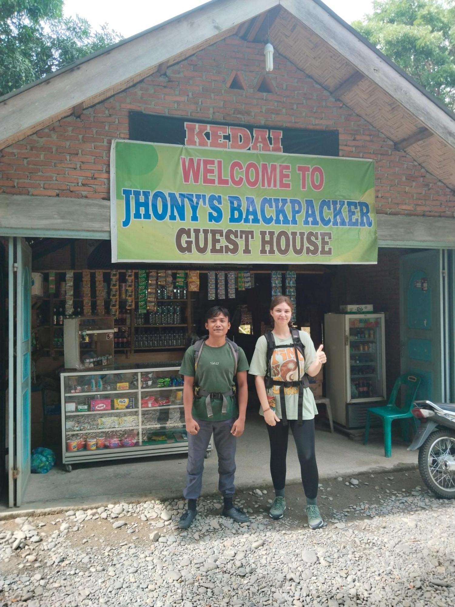 Jhony'S Backpacker-Guest House Only Stay Here Book Treking With Us Bukit Lawang Exteriör bild